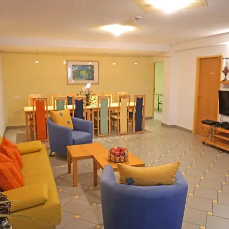 B By Interhome Ried im Oberinntal